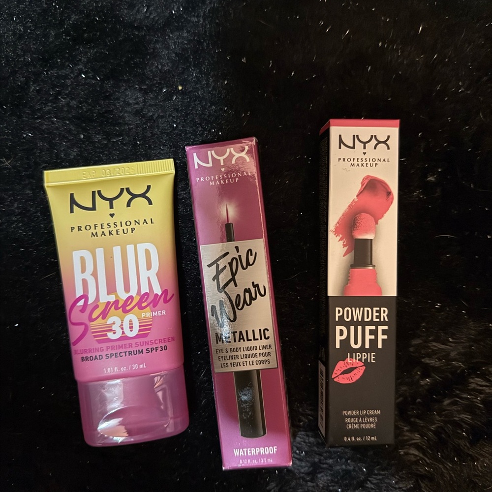 Makeup bundle-  Blur Primer, Metallic Epic Wear Liner, Powder Puff Lippie